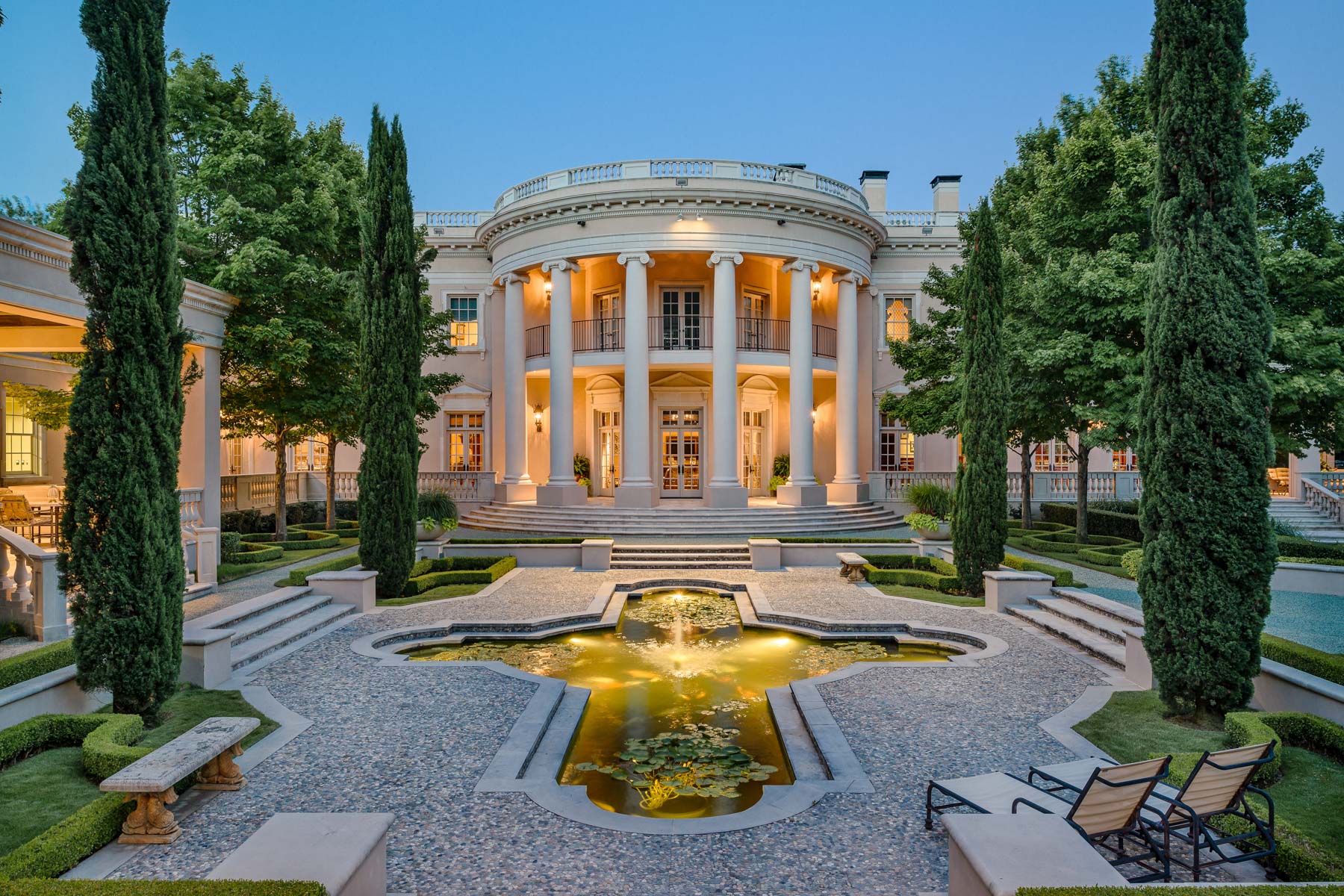 White House Style Mansion For Sale Dallas Texas White House