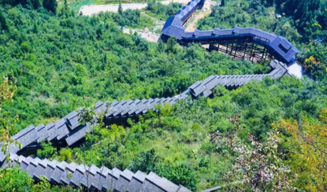 New Escalator Takes You Up China's Grand Canyon - What To Do And