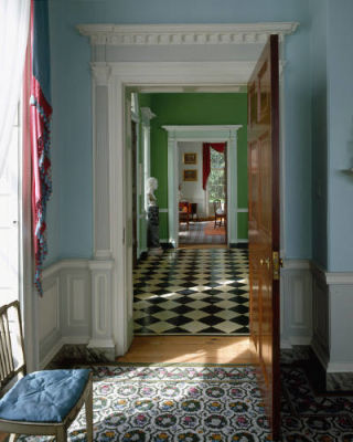 Photos of Historical Homes – Historical Paint Colors