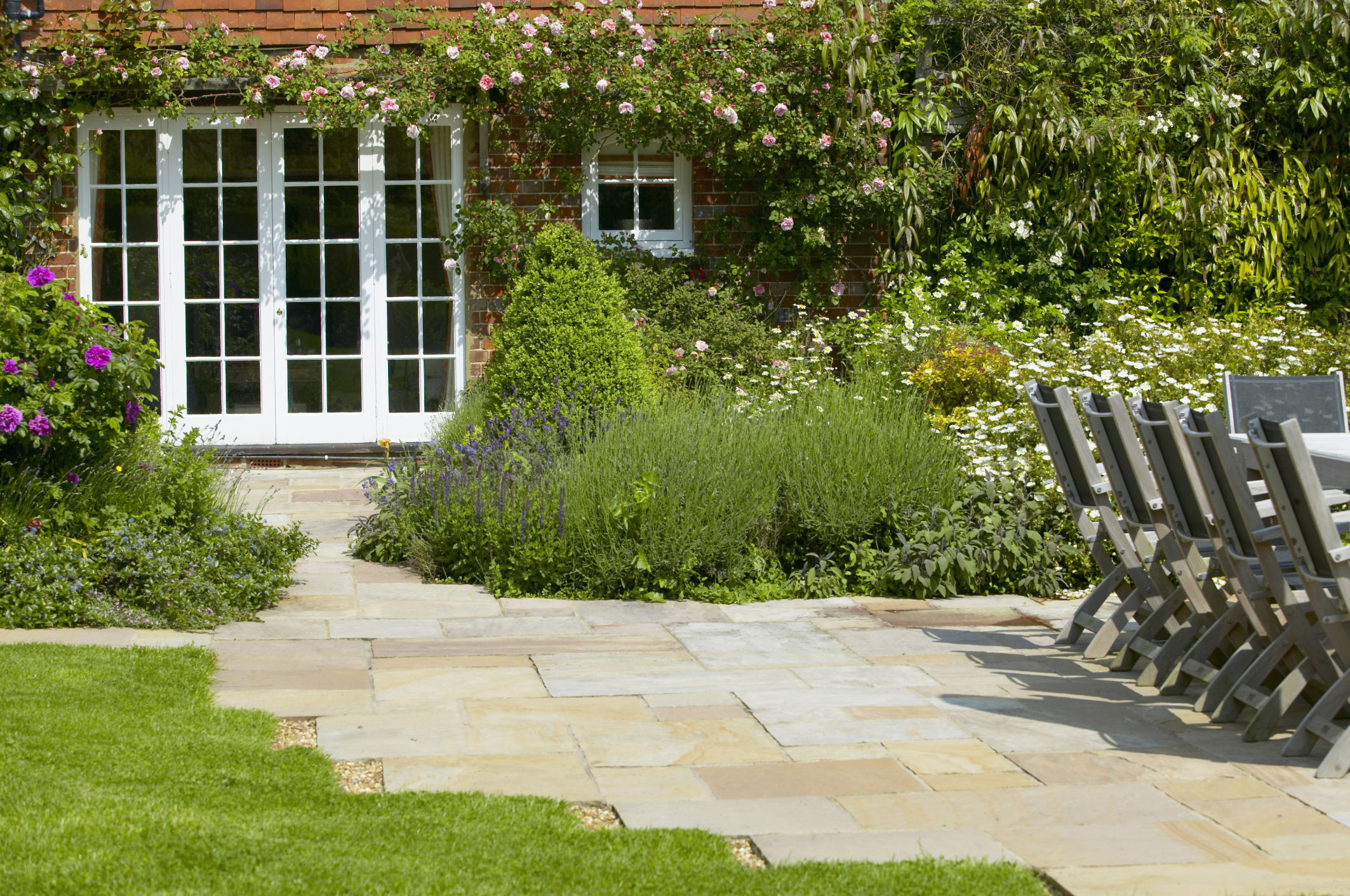 17 Low Maintenance Landscaping Ideas - Chris and Peyton ... 17 Low Maintenance Landscaping Ideas - Chris and Peyton ... on Low Maintenance:cyizg0Gje0G= Backyard Design
id=98091
